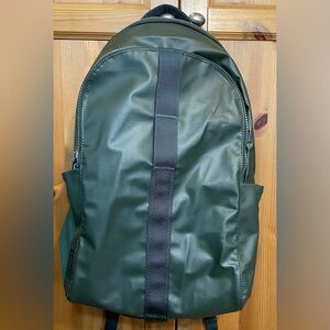 Away F.A.R Active Backpack 26L Forest Green Hiking Travel Carry On / Laptop Bag